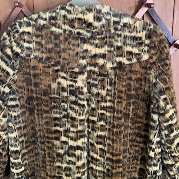 Ivy Jane faux fur leopard print peacoat - Picture 8 of 9